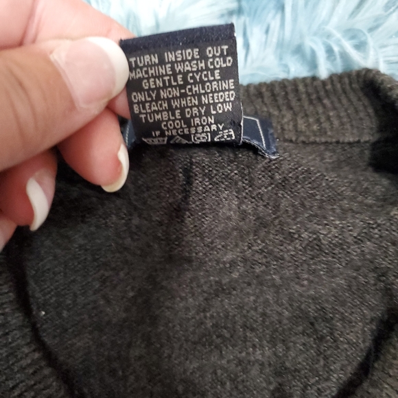 DOCKERS~ CREWNECK GRAY SWEATER - Picture 7 of 7